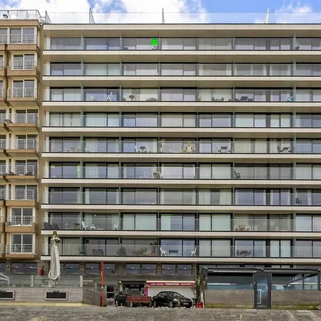 Flat In With Ocean Views بلانكنبرخ