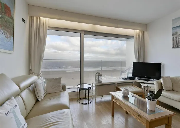 Flat In With Ocean Views 아파트 블랑켄베르크